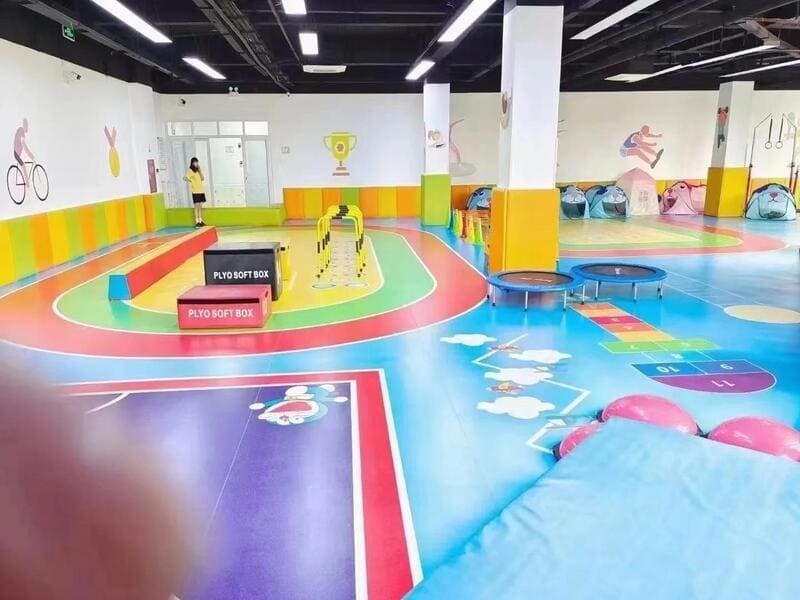 PVC flooring wear layer structure diagram